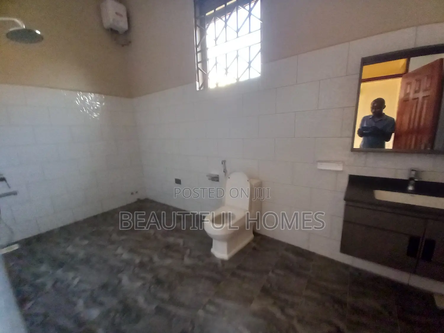 Furnished 3bdrm Bungalow in Nakwero, Kira for sale