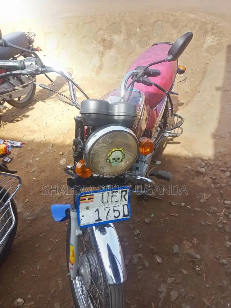 Bajaj Boxer 100 2018 Red