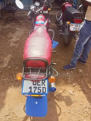 Bajaj Boxer 100 2018 Red