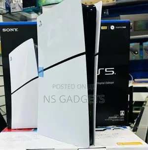 Play Station 5 (PS5) Slim