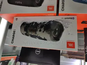 JBL Charge 5