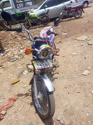Bajaj Boxer 100 2020 Red