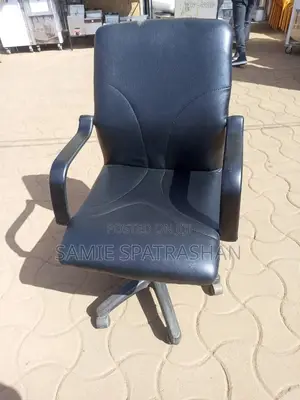 Short Back Office Chair Black 1