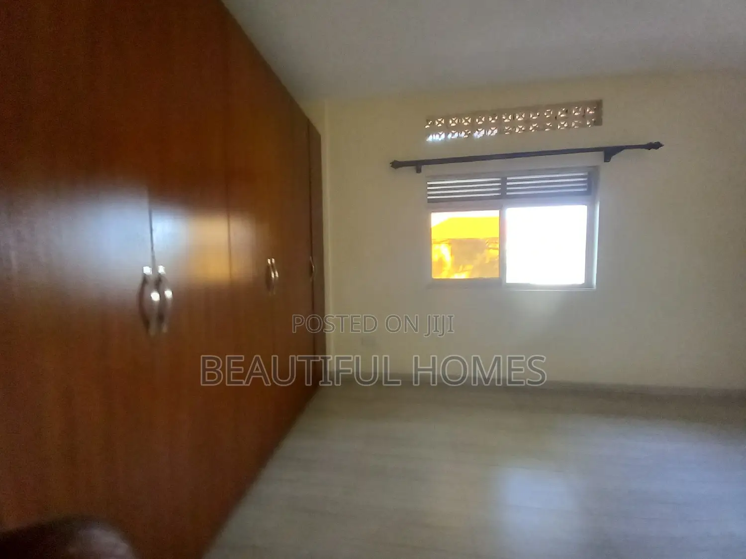 Furnished 4bdrm House in Kira for sale