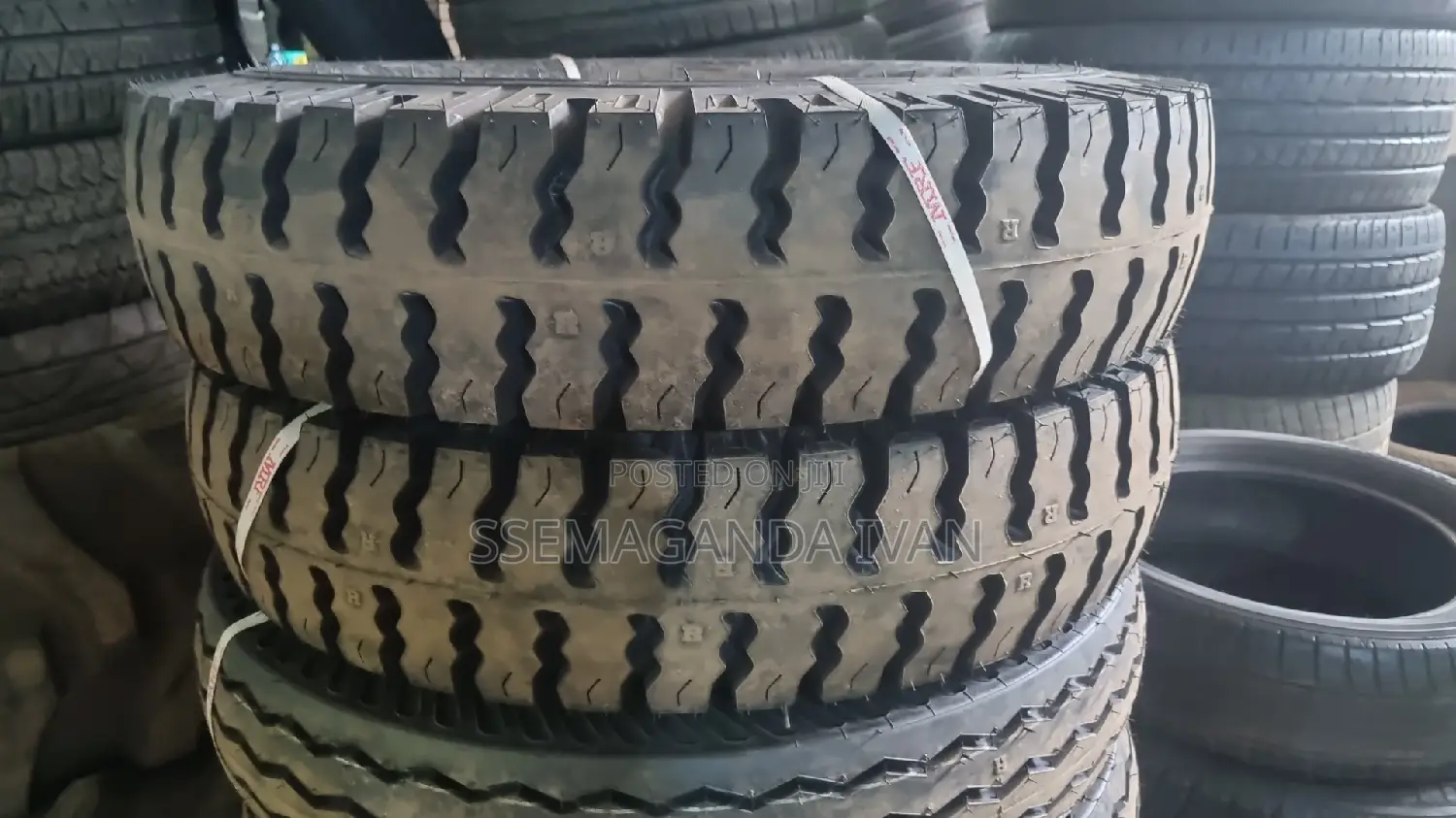 825r16 MRF Mudgrip