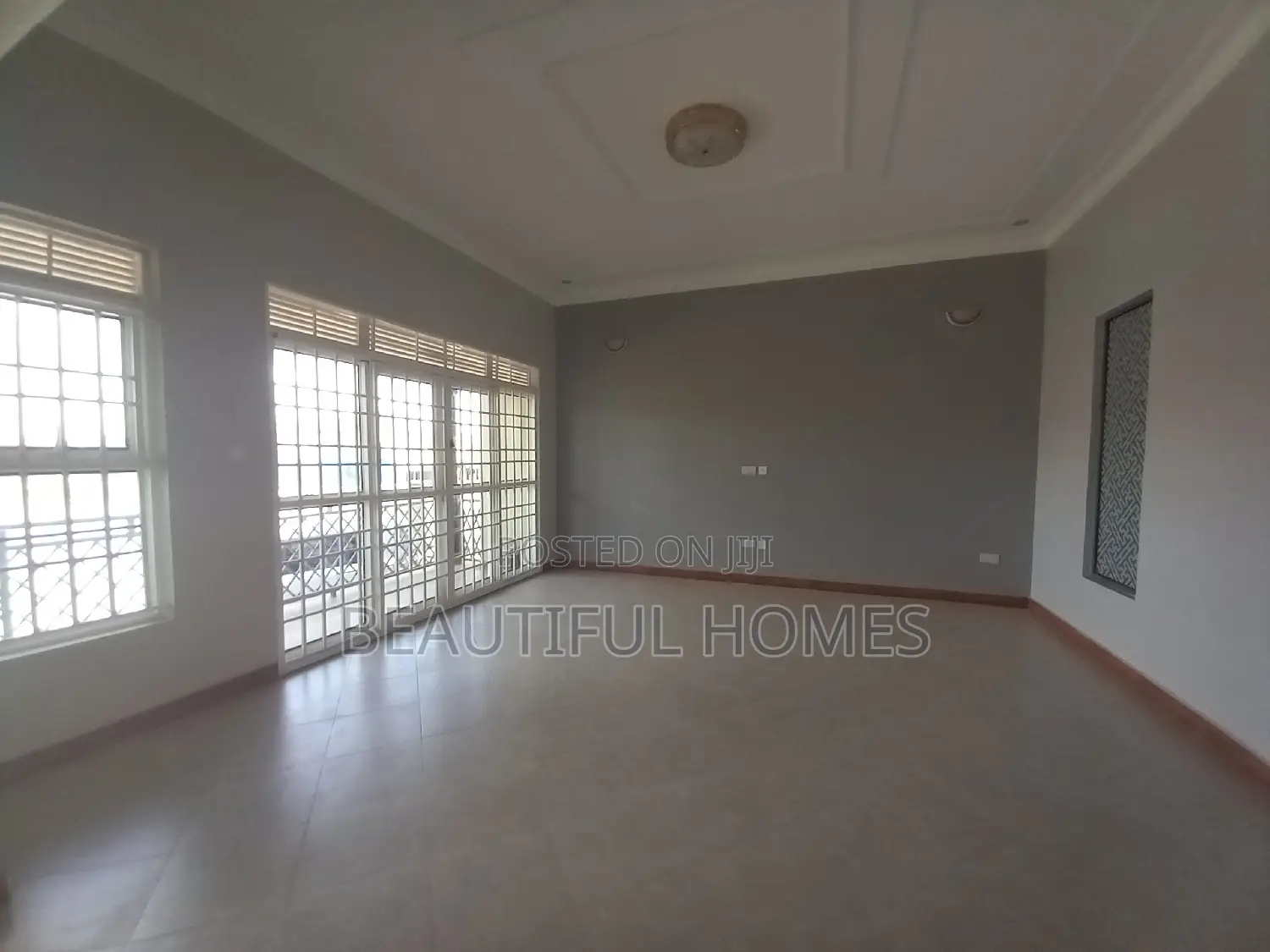 Furnished 4bdrm House in Kira for sale