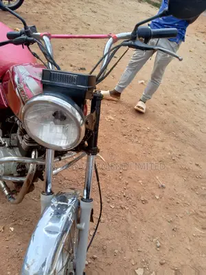 Bajaj Boxer 100 2017 Red