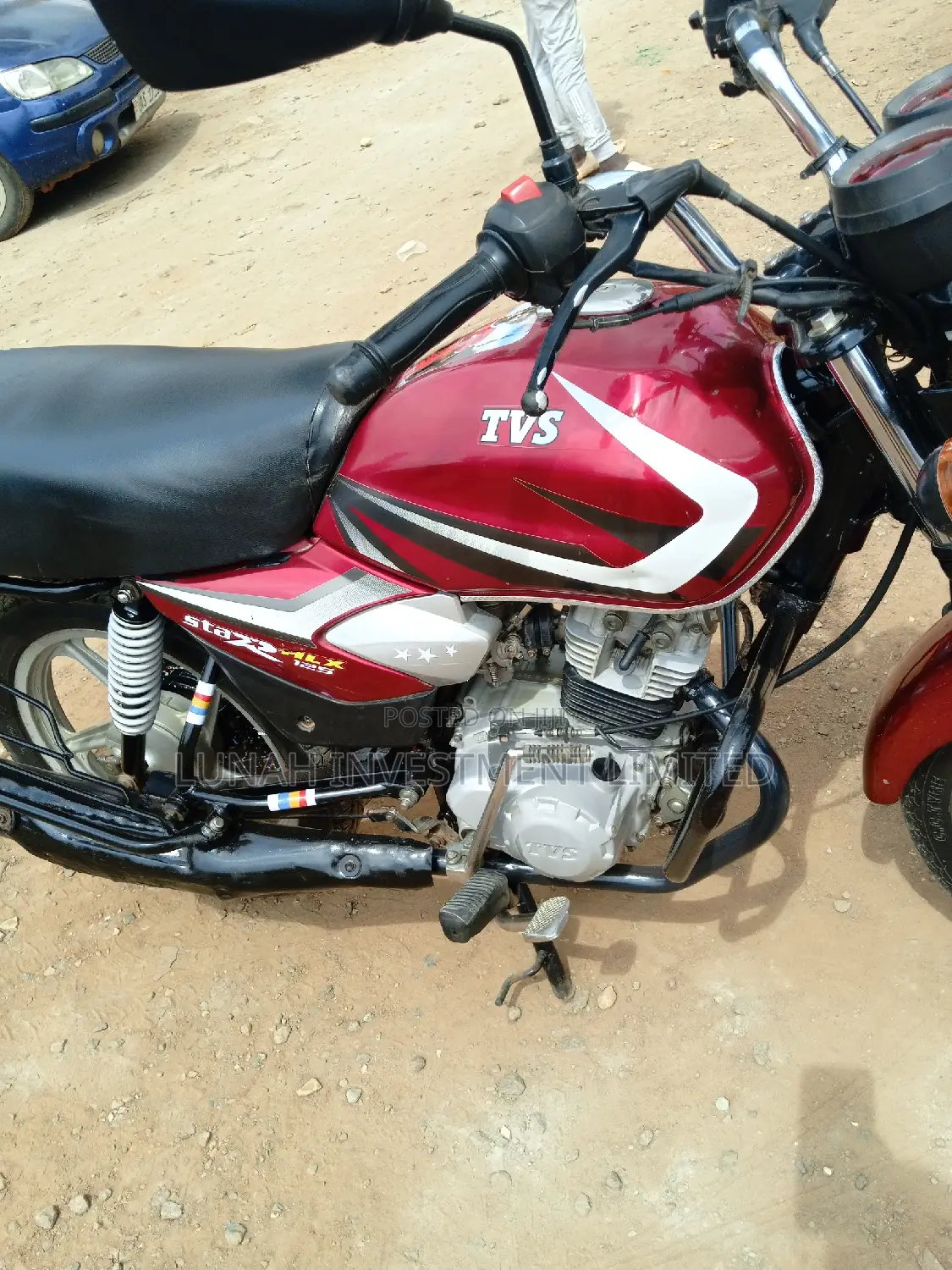 TVS HLX 125 2020 Red