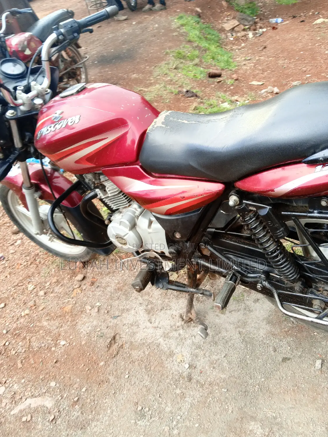 Bajaj Discover 125 2023 Red