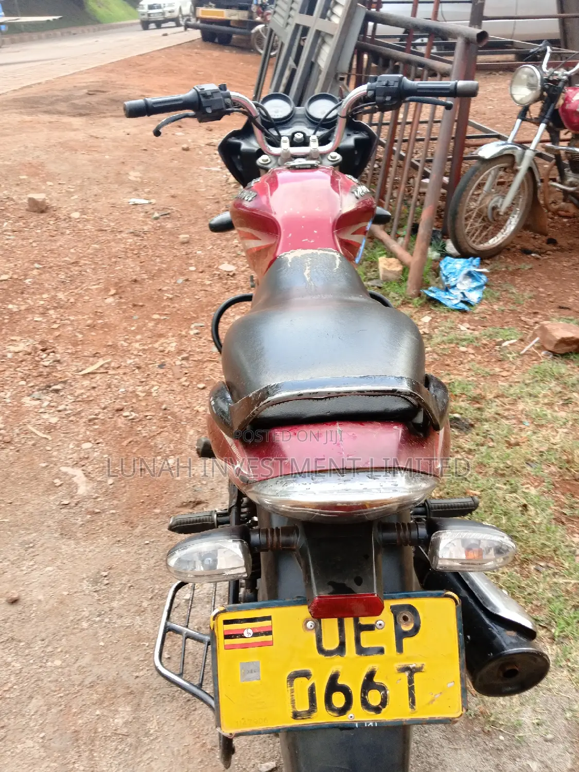 Bajaj Discover 125 2023 Red