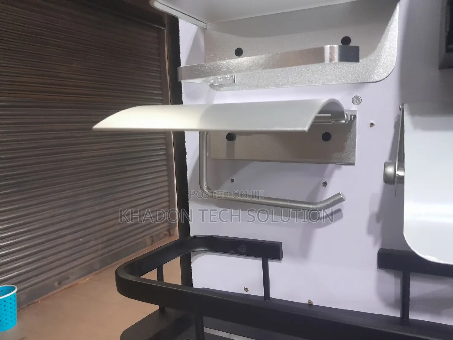 Tp Holder Grey Show