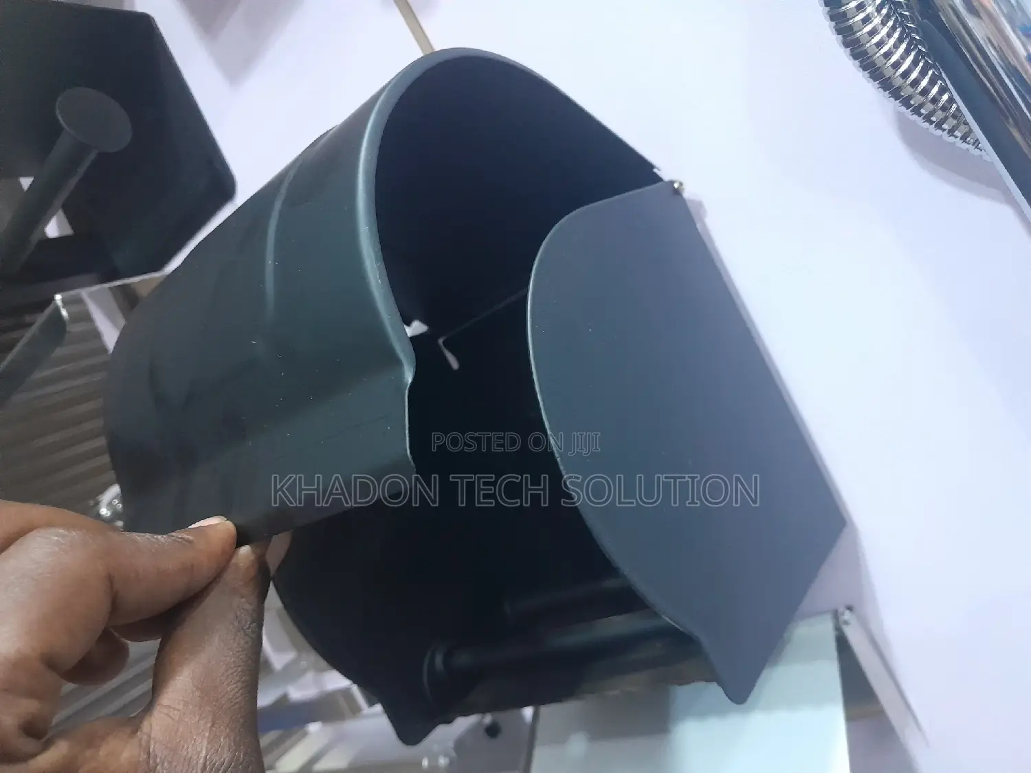 Tp Holder Big Black