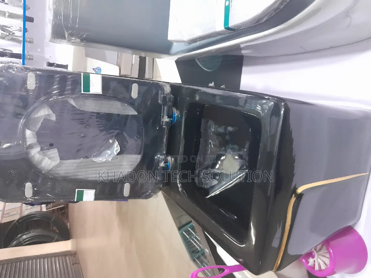Black Liangdu Toilet Seat