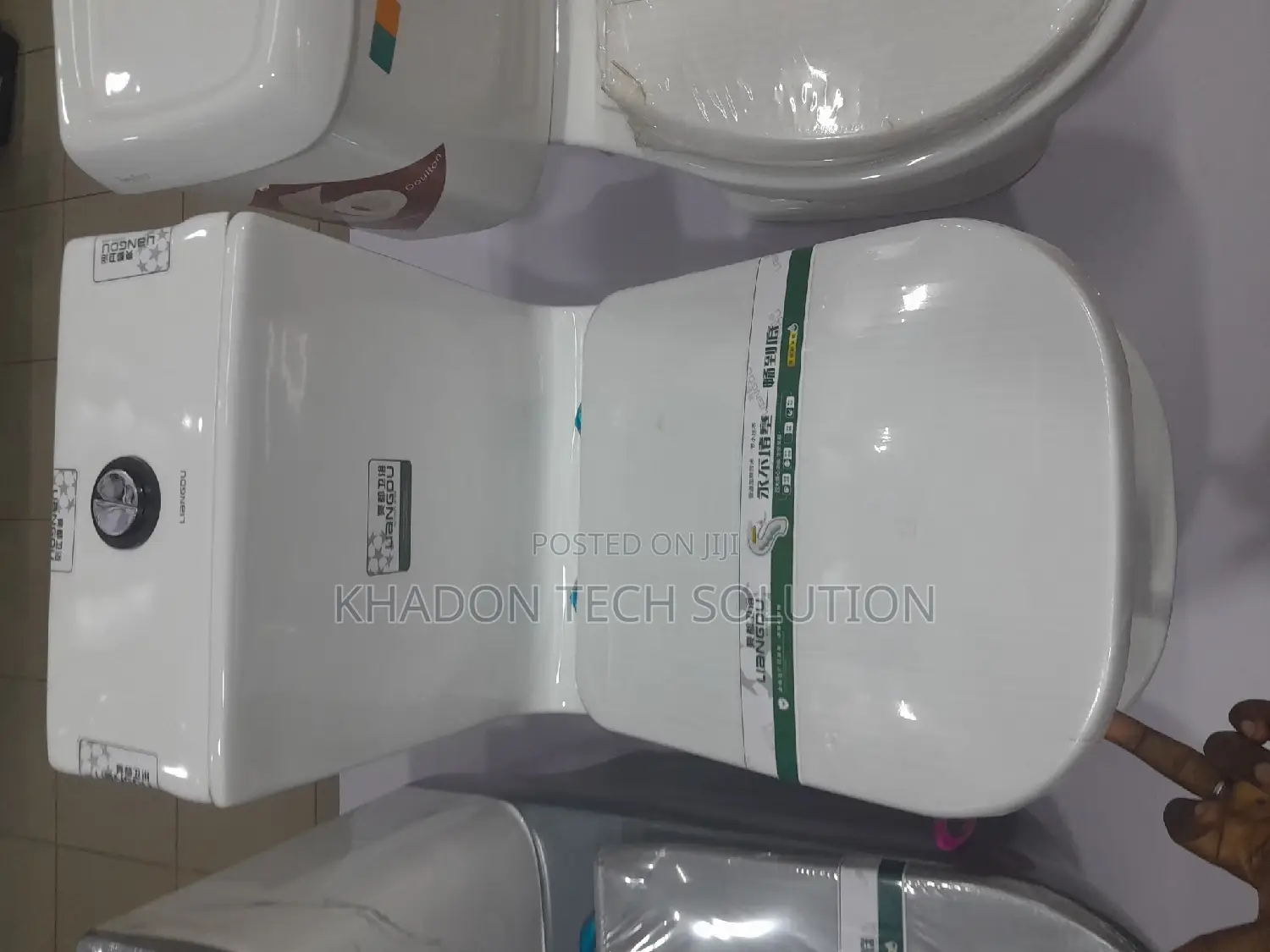 Whit3 Liangdu Toilet