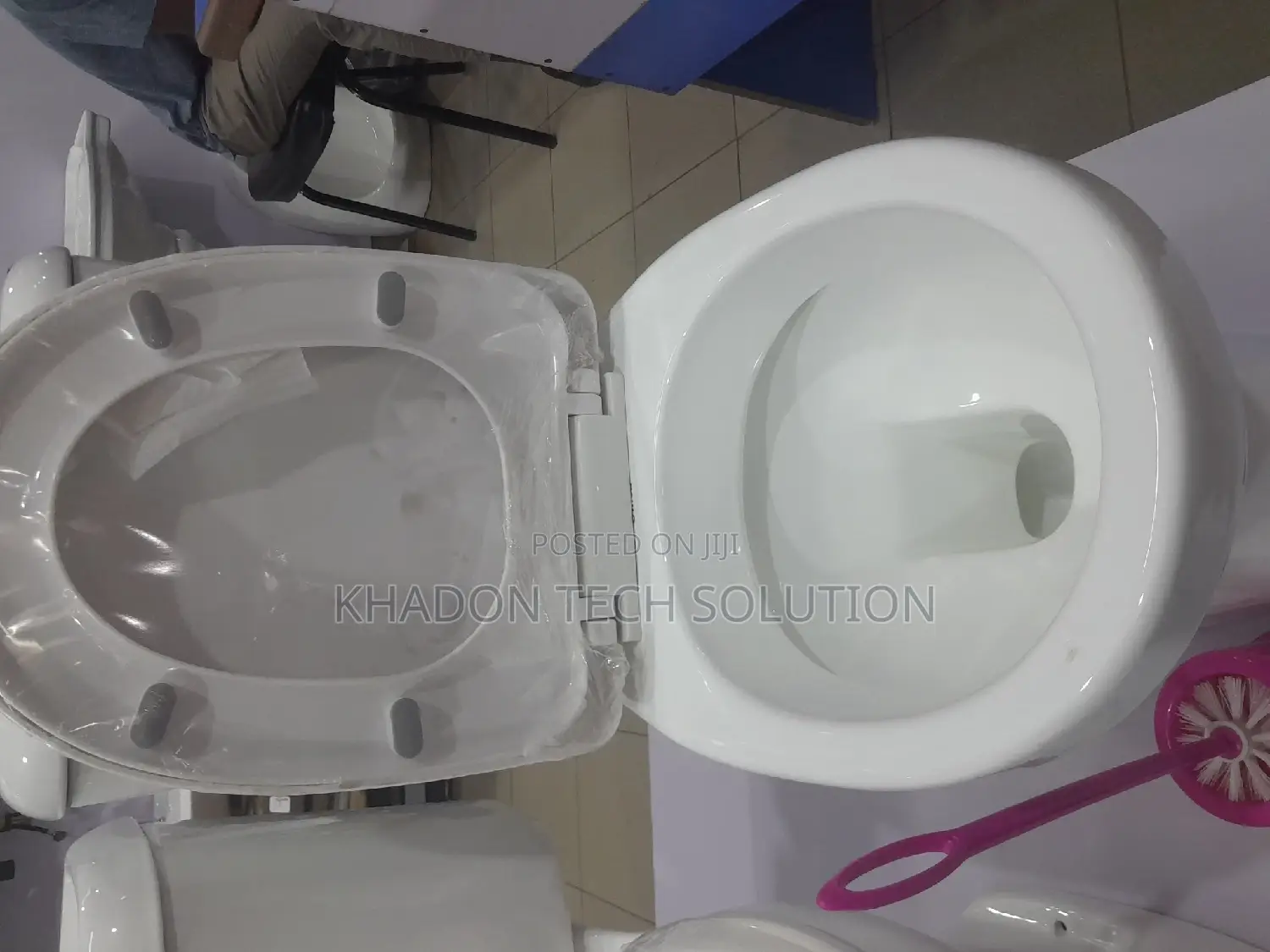 Victoria Press Toilet Seat