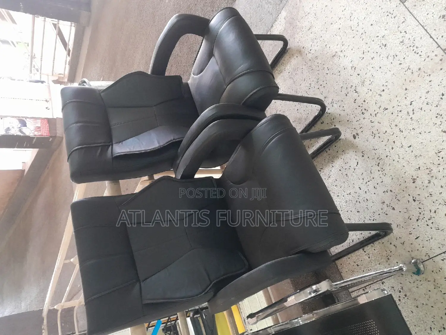 All Kinds of Carved Legs Office Chair