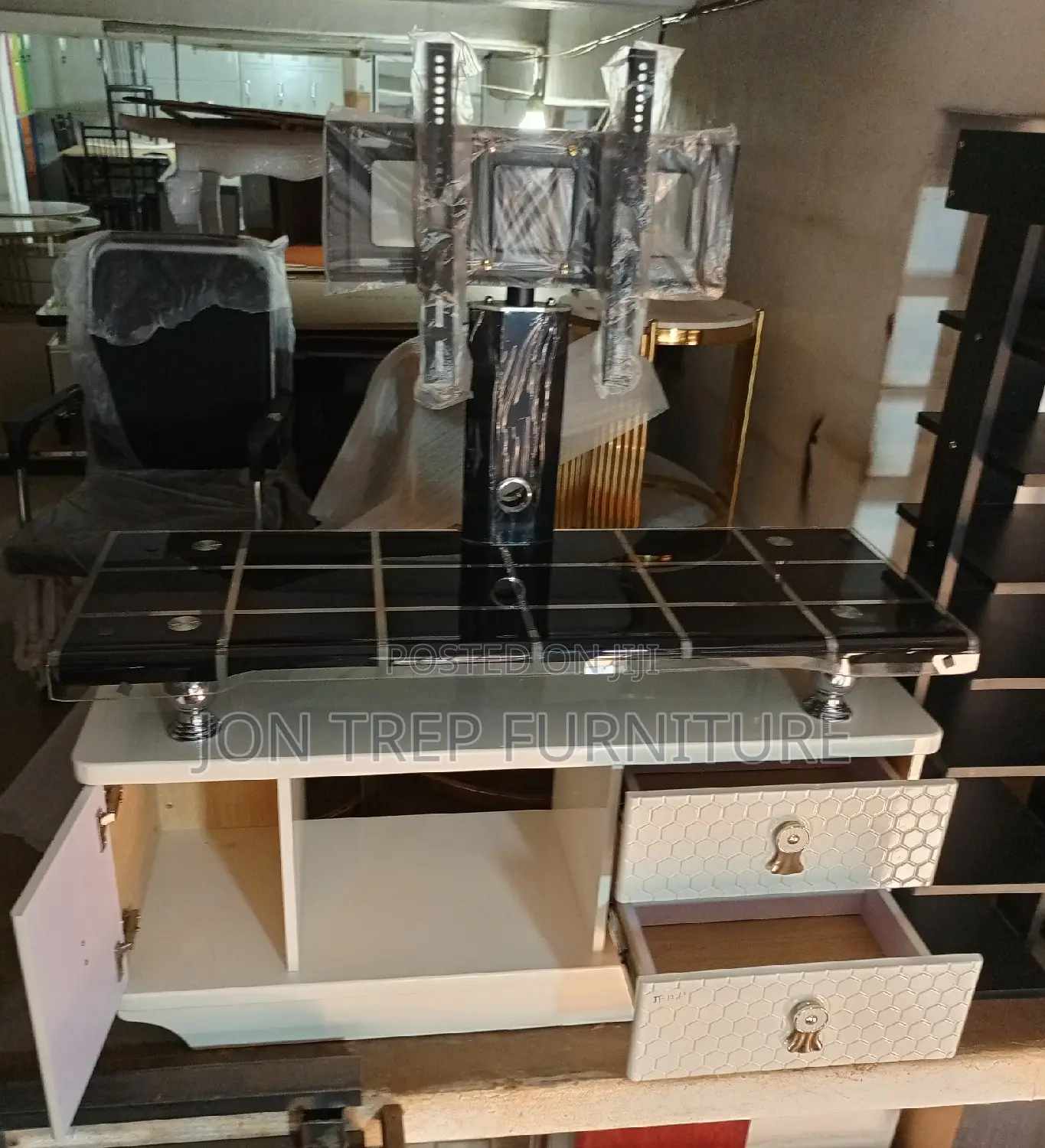 Tv Stand Executive