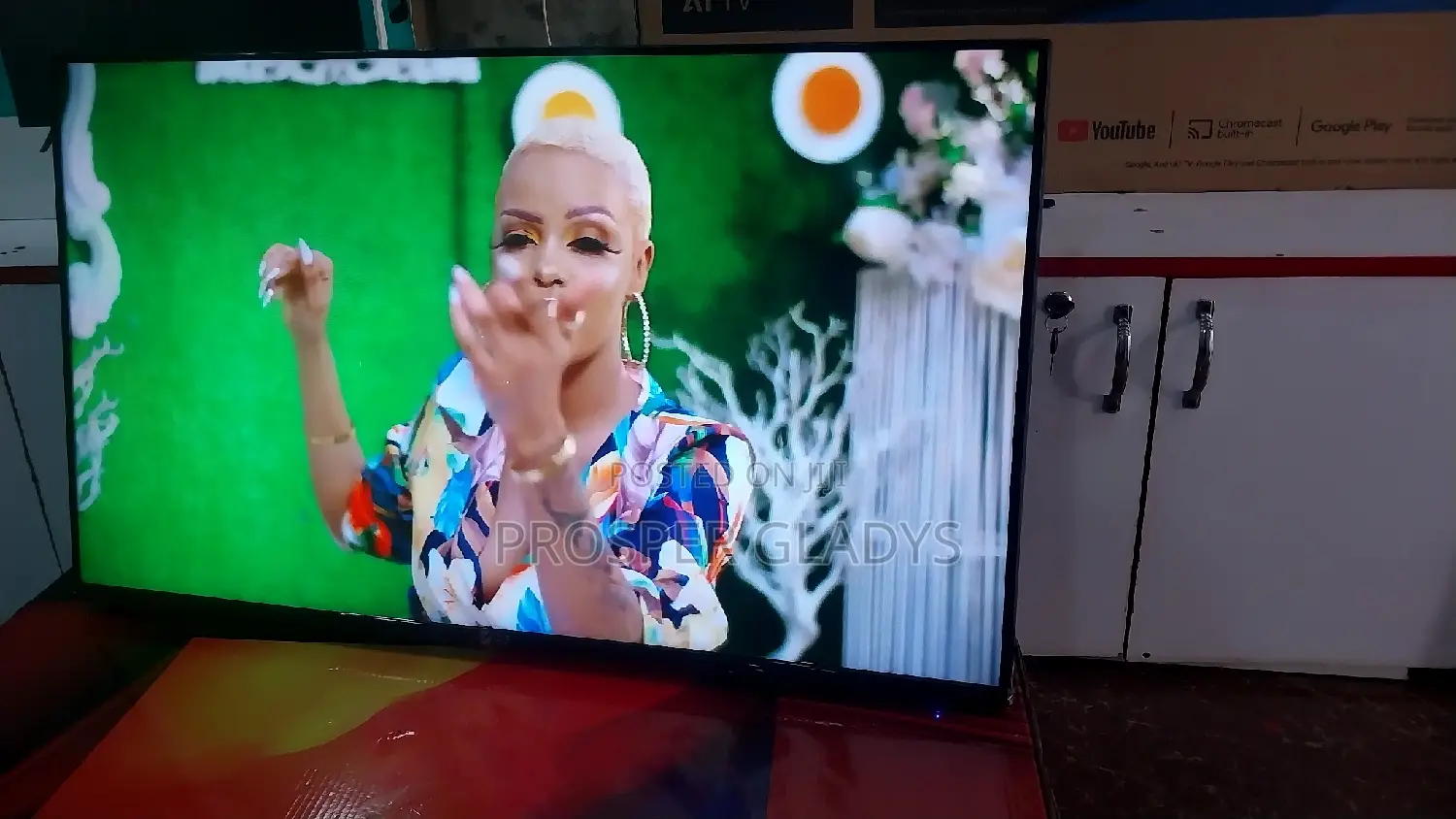 43 Inches Lg Digital Flat Screen Flameless.