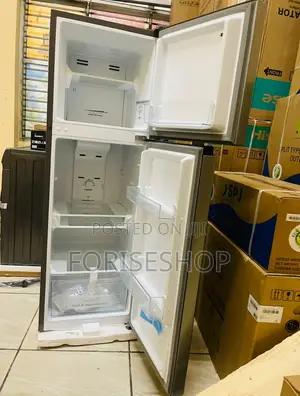 Hisense 222L Double Door Fridge Frost Free
