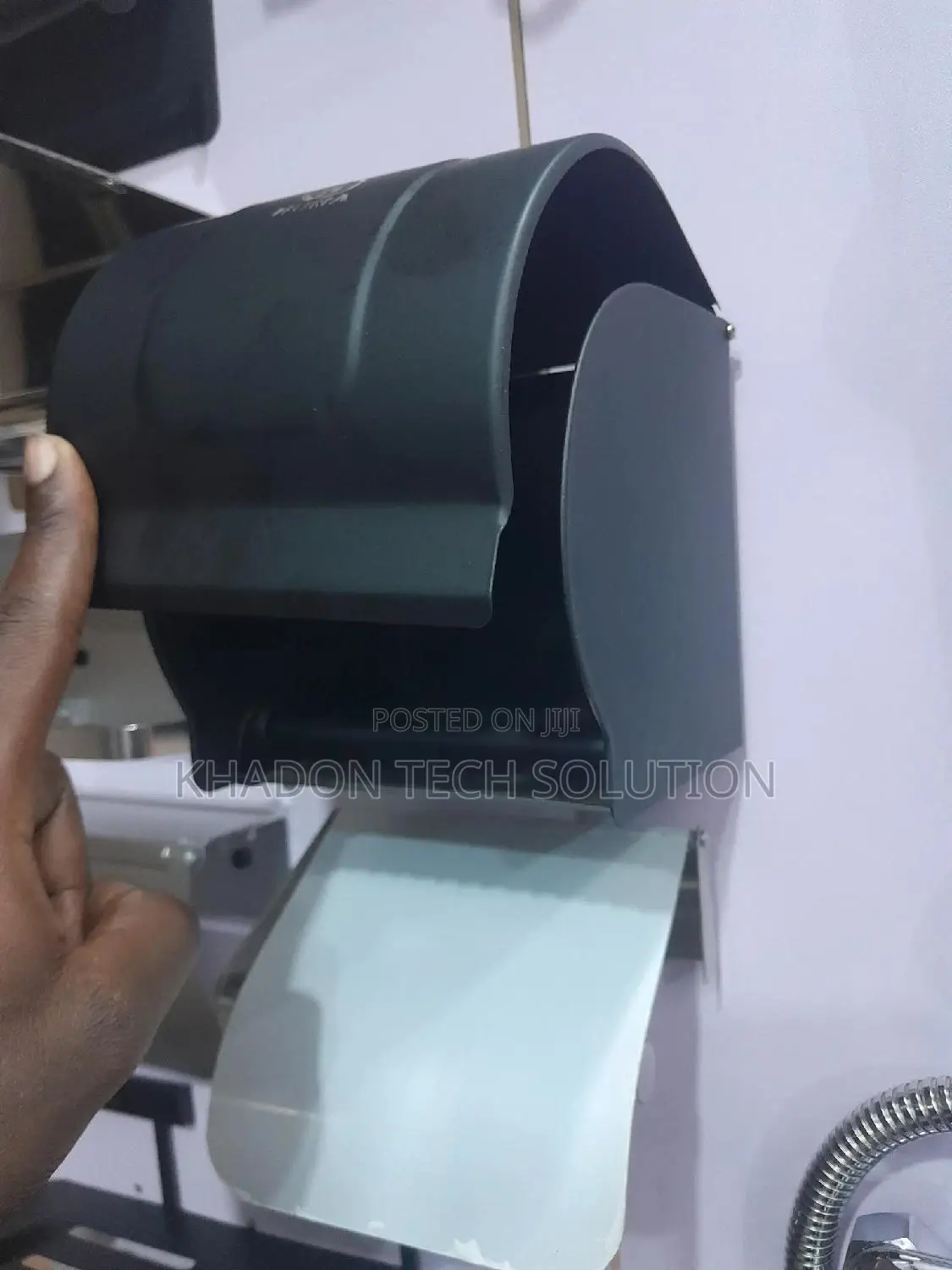 Tp Holder Big Black