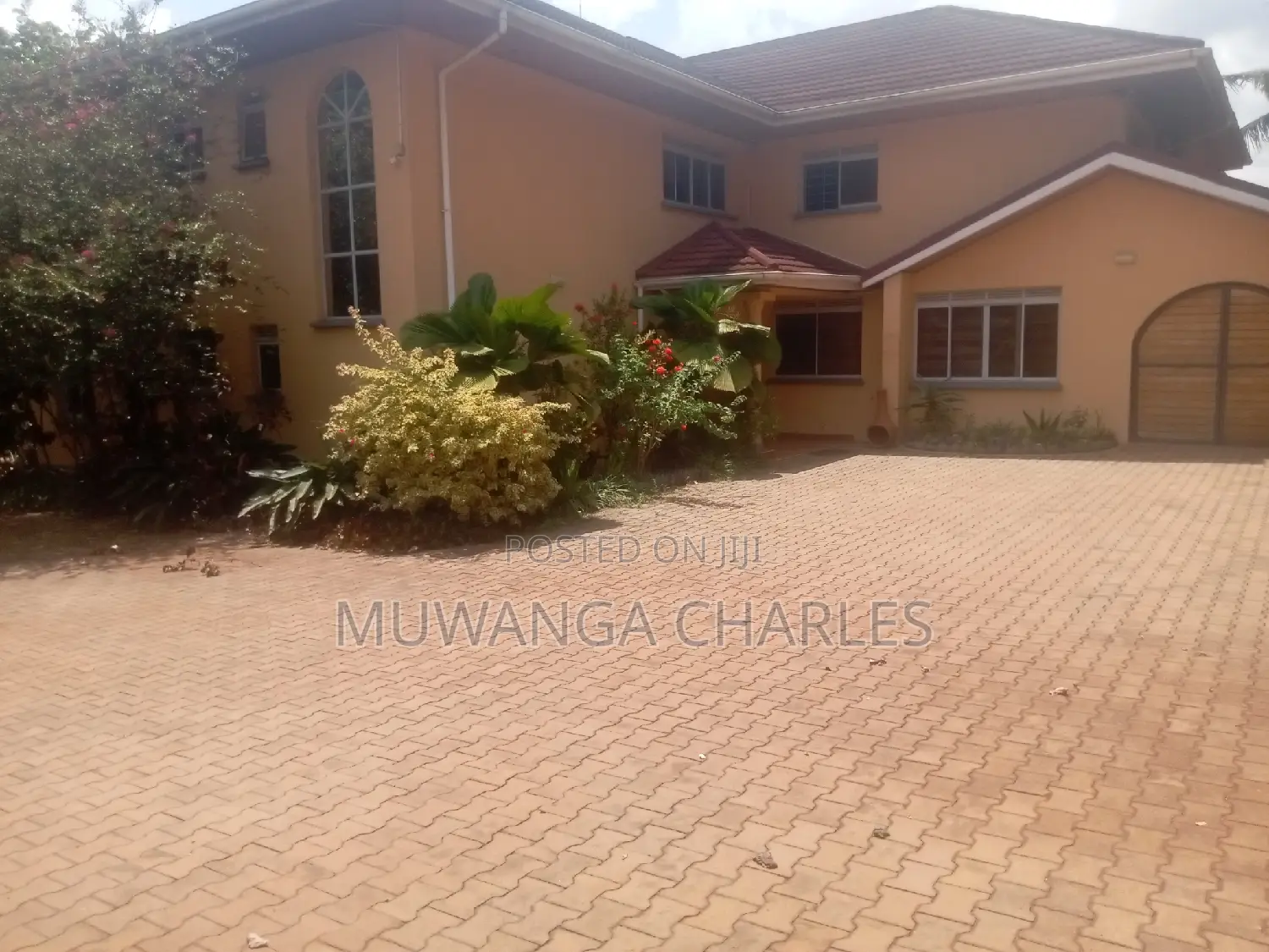 4bdrm Duplex in Fs Properties Ltd, Central Division for rent