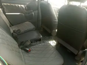 Toyota Fun Cargo 2000 Silver