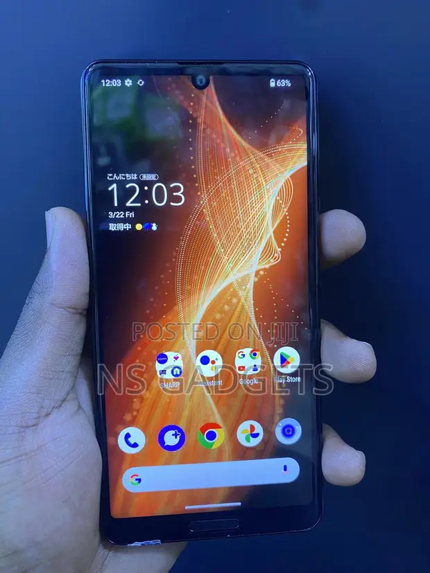 Sharp Aquos sense5G 64 GB Black in Central Division - Mobile