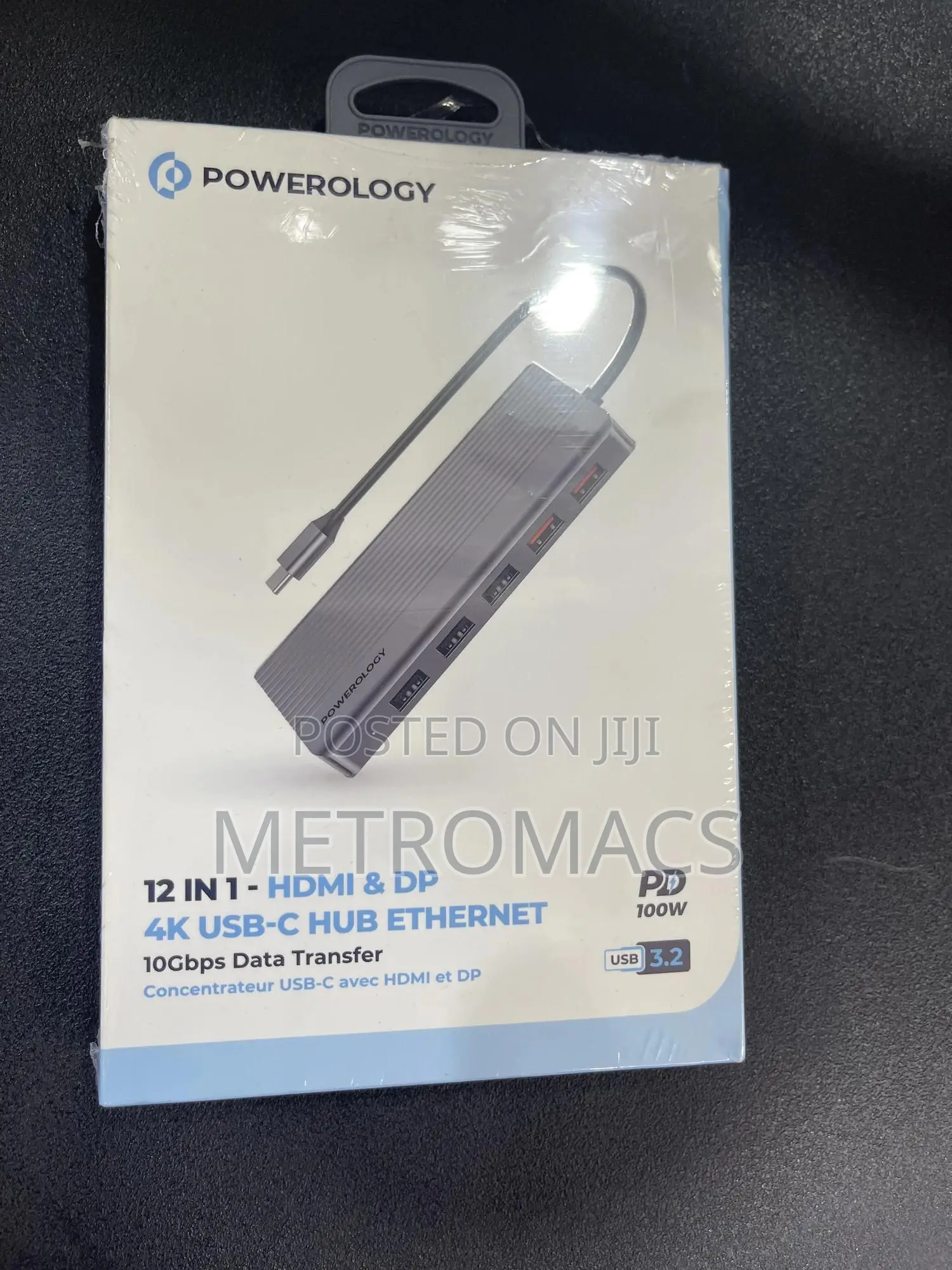 Powerology 12-in-1 HDMI-DP USB-C Hub