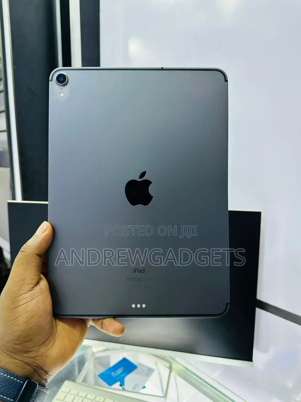 Apple iPad Pro 11 (2020) 256 GB Gray