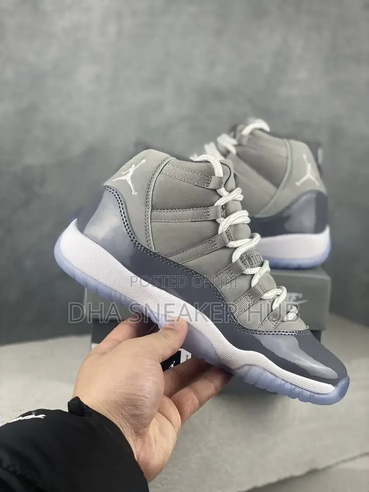 Air Jordan 11 Retro Cool Grey