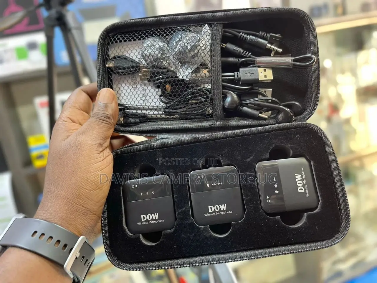Dow Wireless Microphone