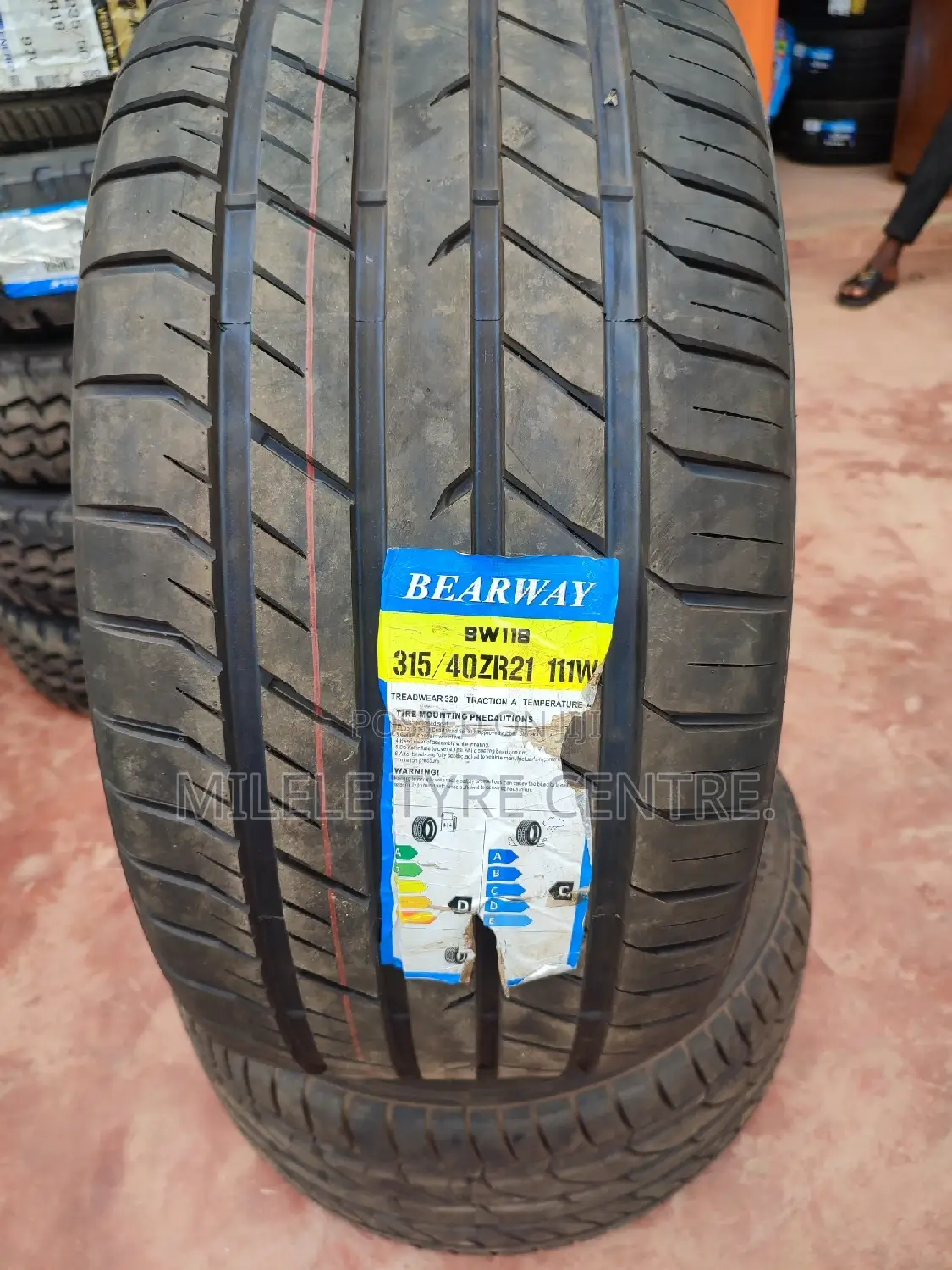 315/40r21 Bearway