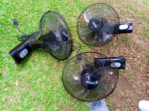 Lucilucid Wall Fans With a Remote