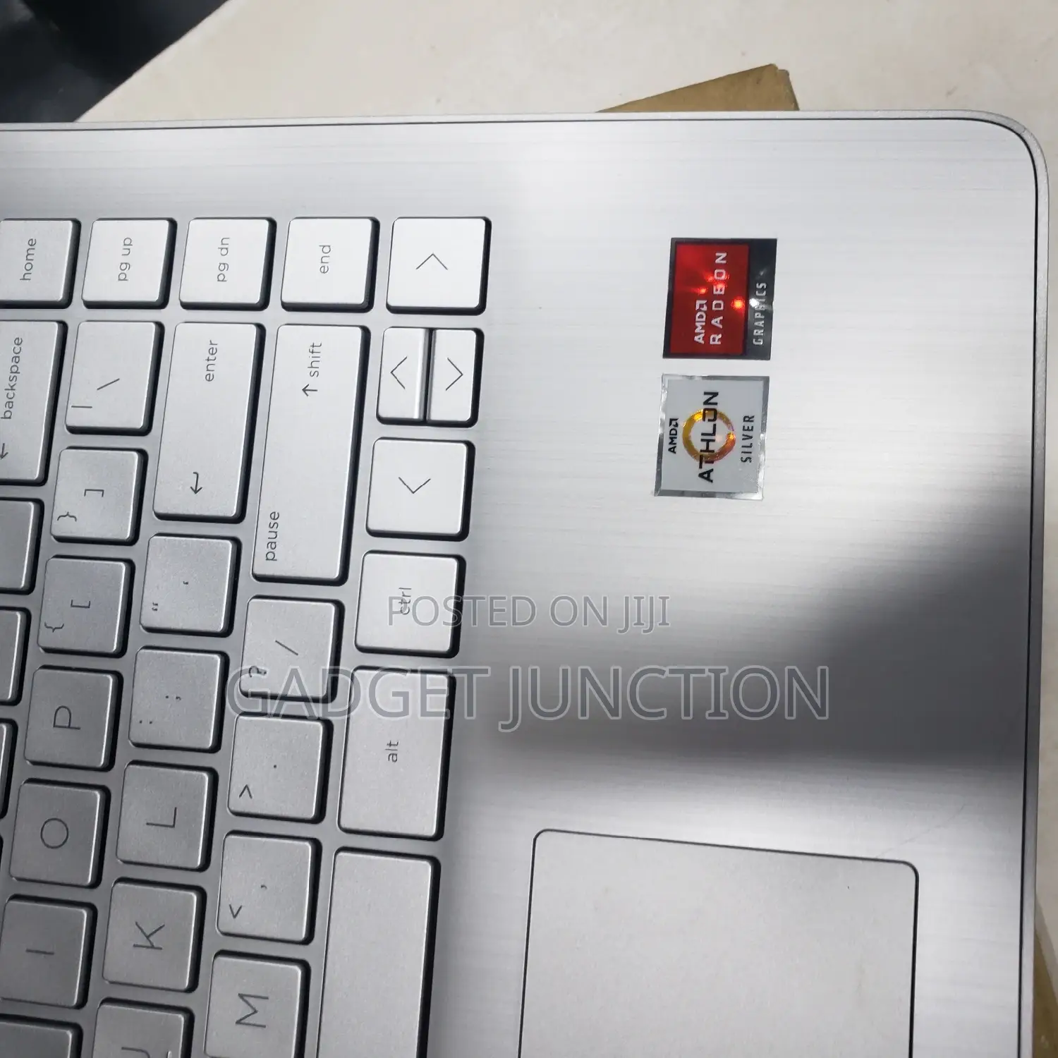 New Laptop HP 14S 8GB AMD SSD 512GB