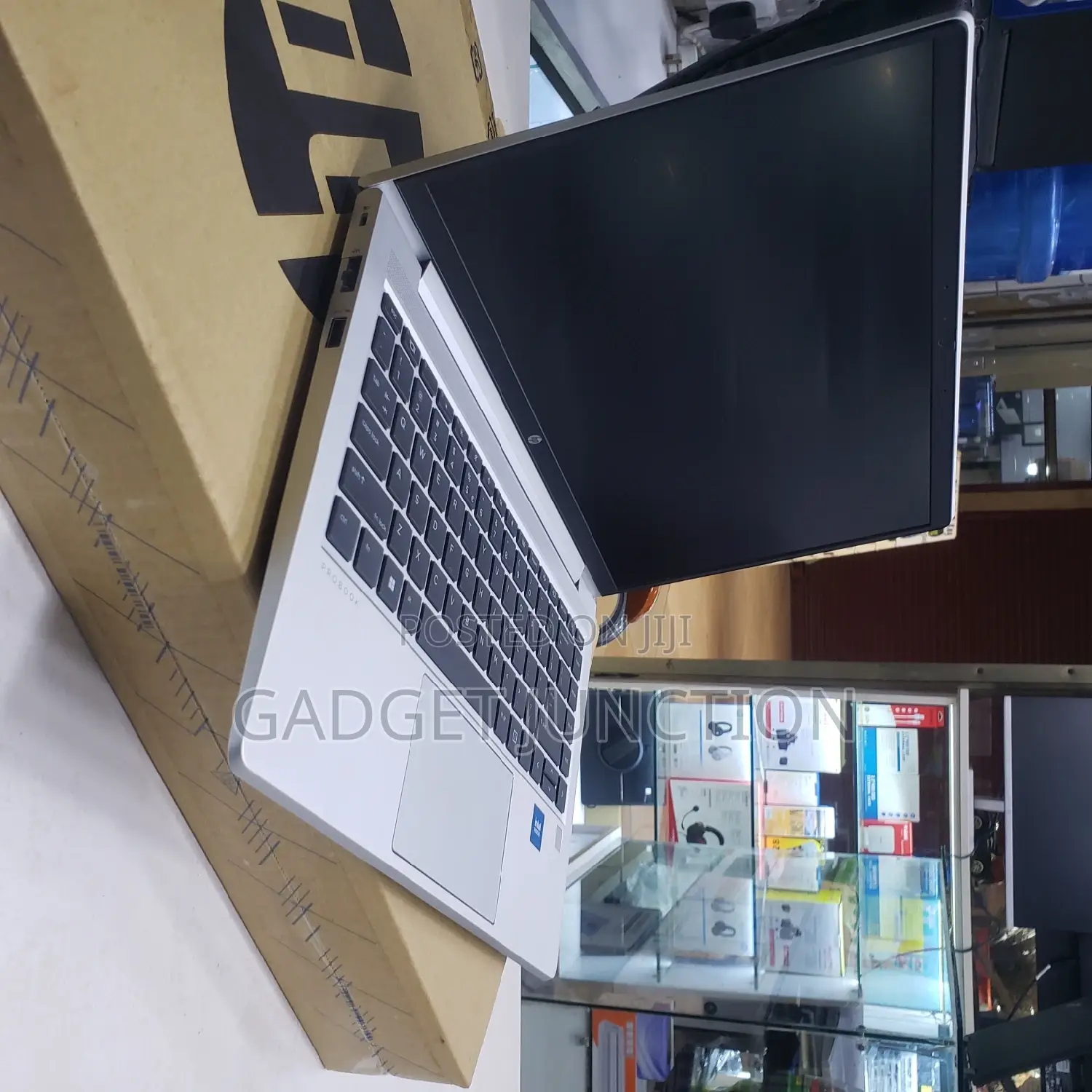 New Laptop HP ProBook 440 G4 8GB Intel SSD 512GB