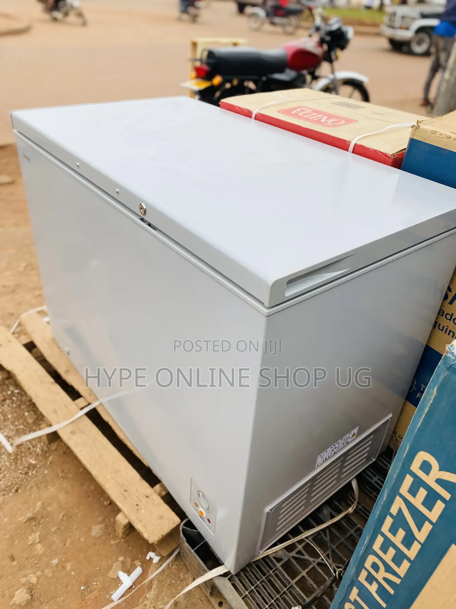 400 Deepfreezer Fridge for Business