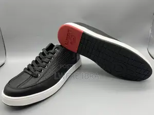 Classic Trending Sneakers