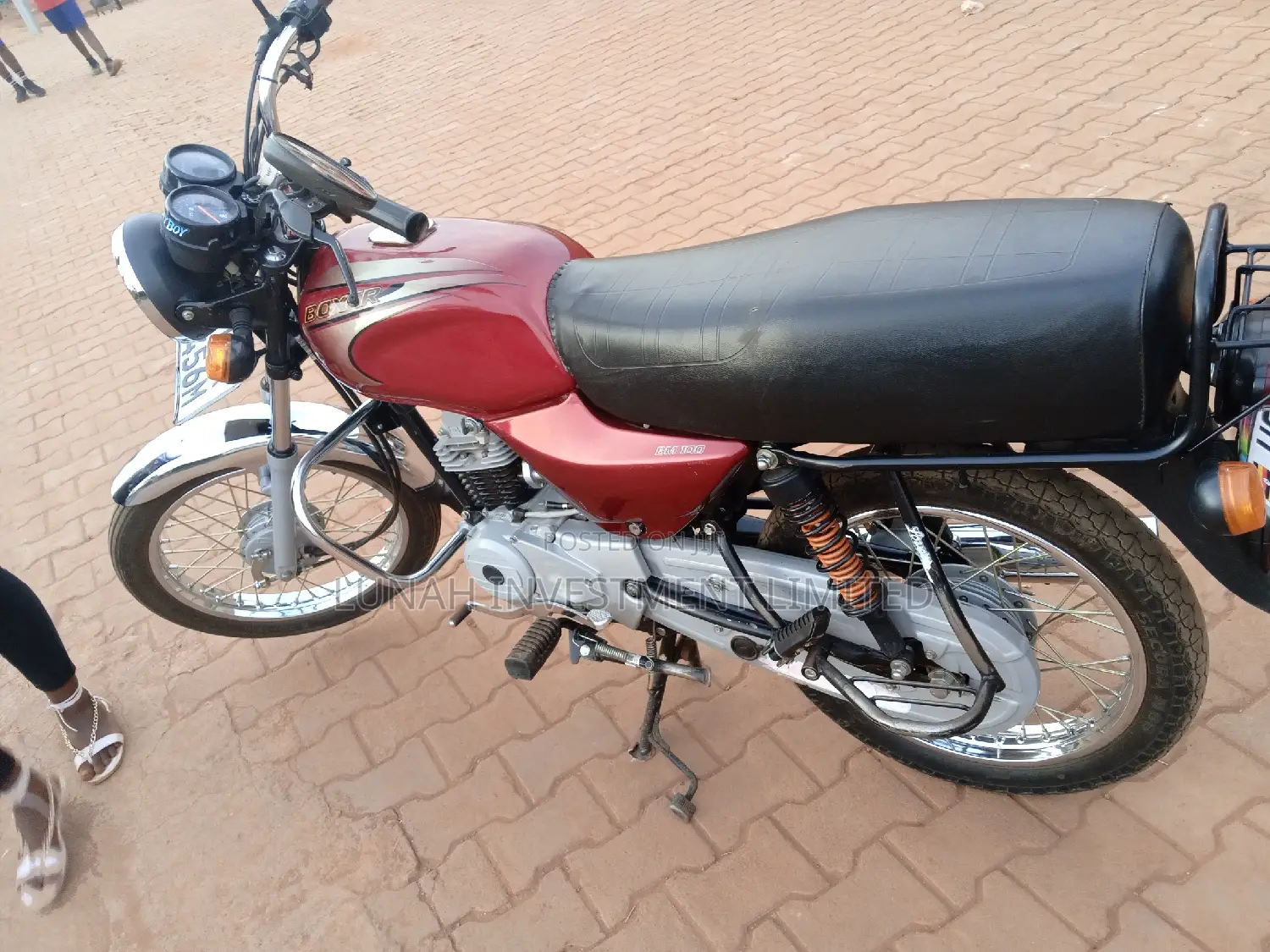 Bajaj Boxer 2023 Red