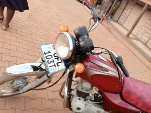 Bajaj Boxer 2023 Red