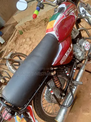 Bajaj Boxer BM100ES 2022 Red