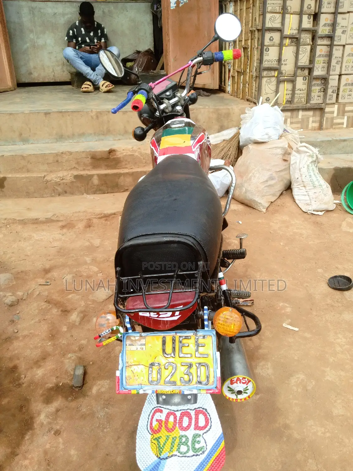 Bajaj Boxer BM100ES 2022 Red
