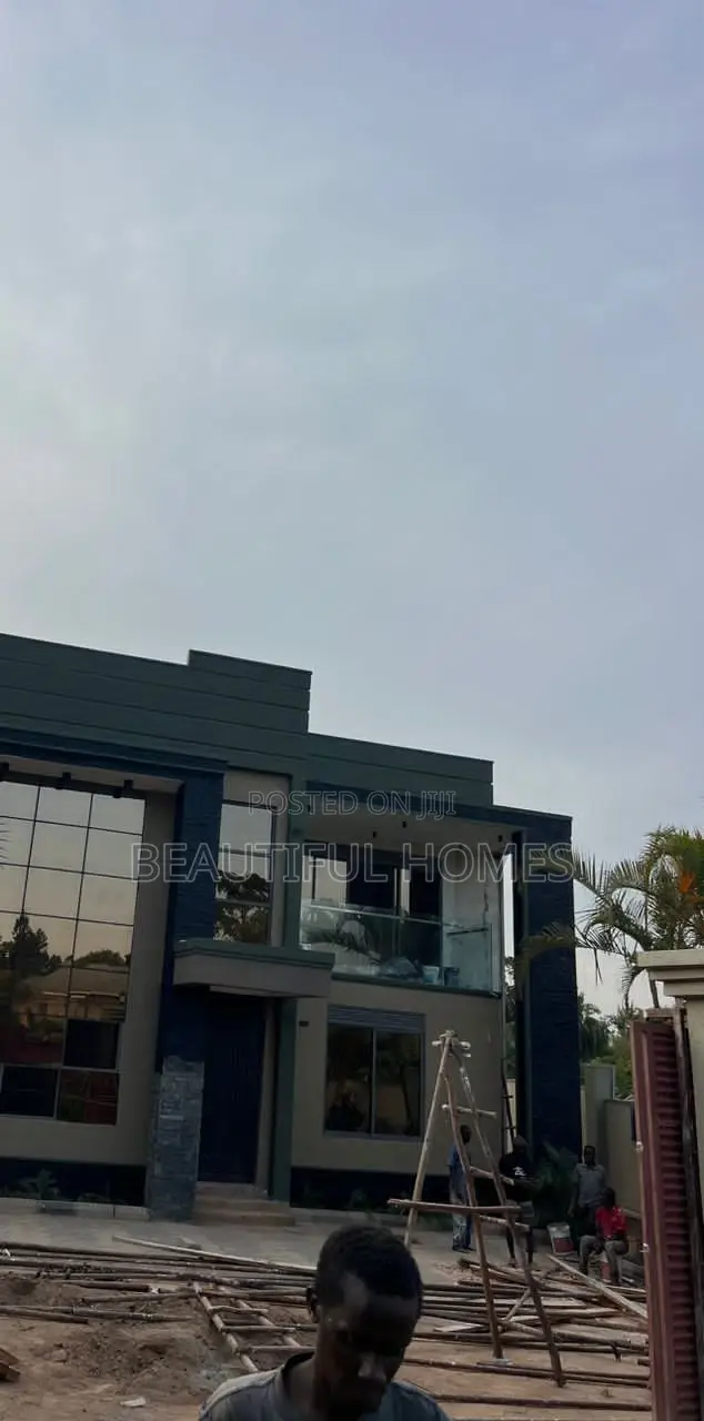 Furnished 5bdrm House in Kyanja Posh, Nakawa for sale