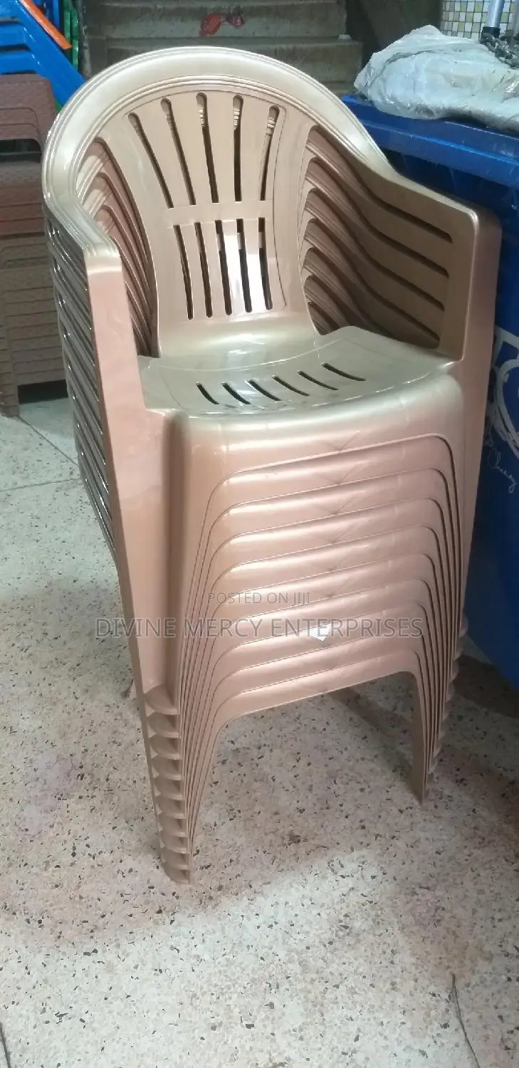 Armed Chair With Handles