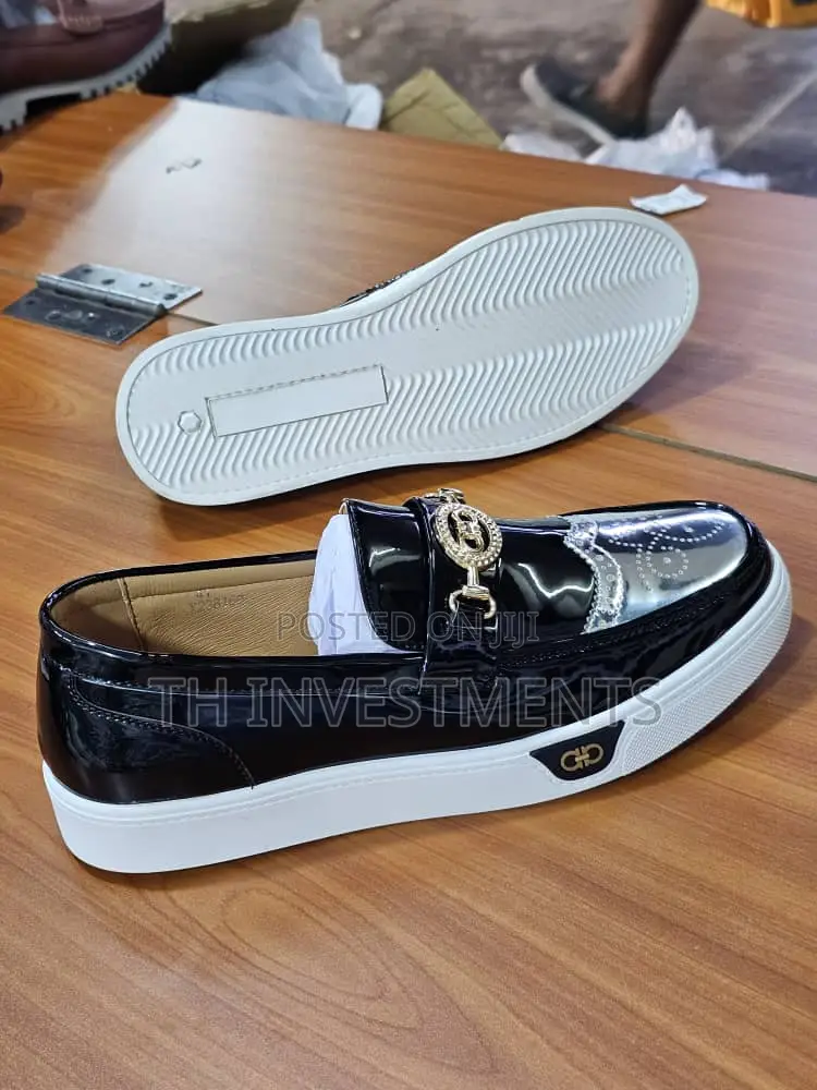 Men's Classic Shoes.