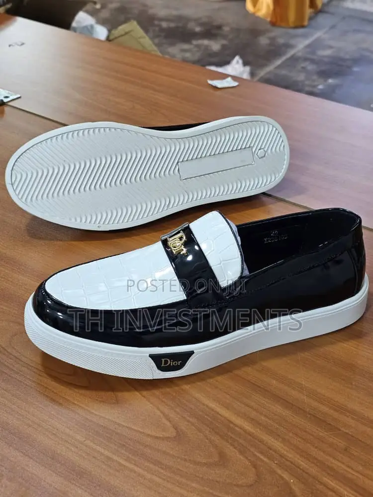 Men's Classic Shoes.