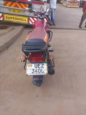 TVS HLX 125 2022 Red