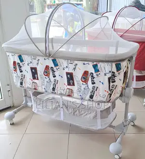 Adjustable Baby Bed/ Baby Bassinet