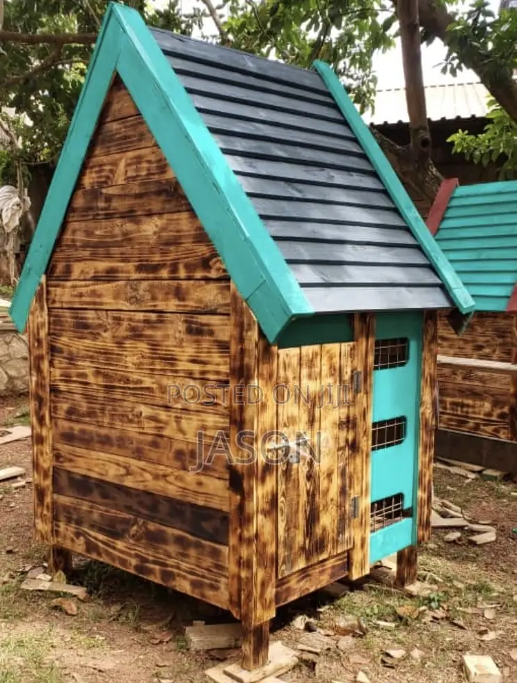 Strong and Durable Wooden Kennels