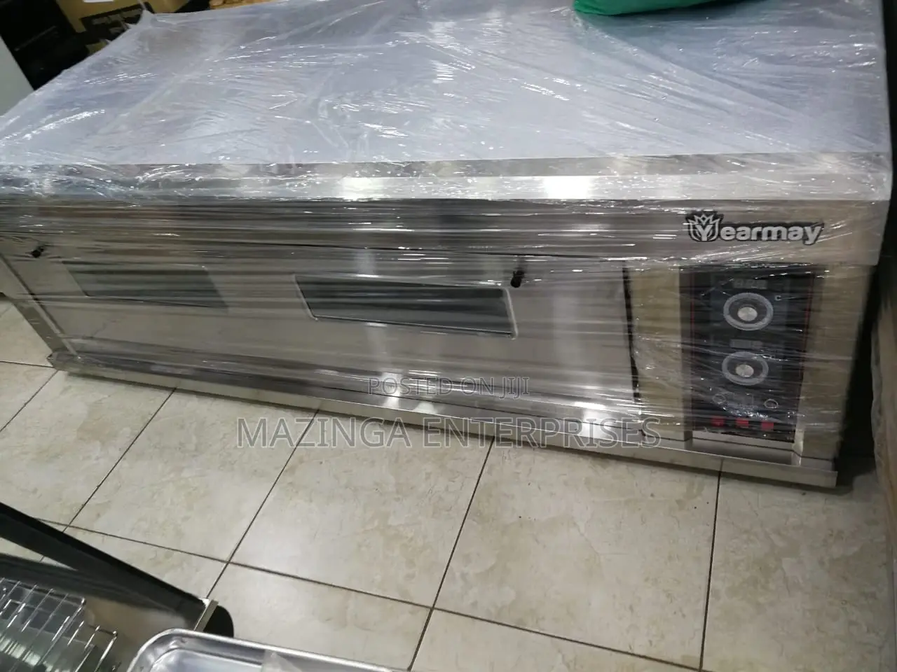 Triple Tray and Single Decker Baking Oven