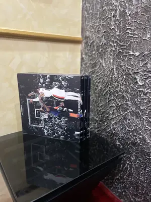 Unchipped Ps4 Pro No Game Pads ::$$5